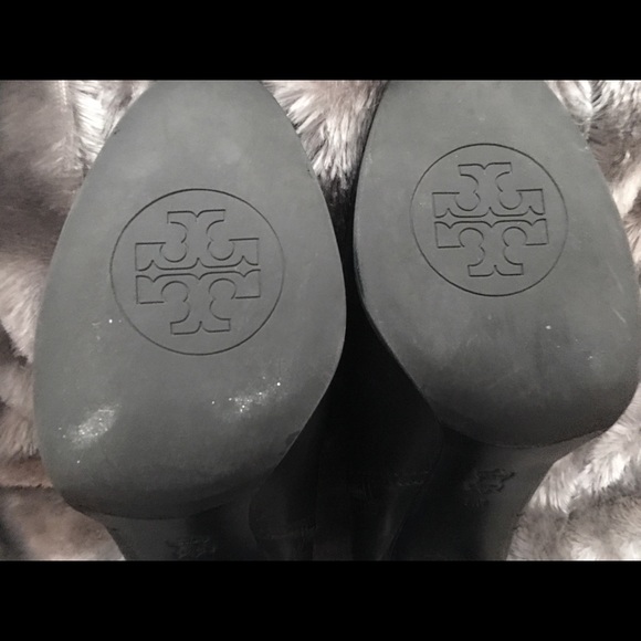 Tory Burch Boots - Picture 5 of 8